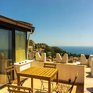 Appartamento Glamstudio Center Amazing View On Private Terrace Homgarden, Taormina